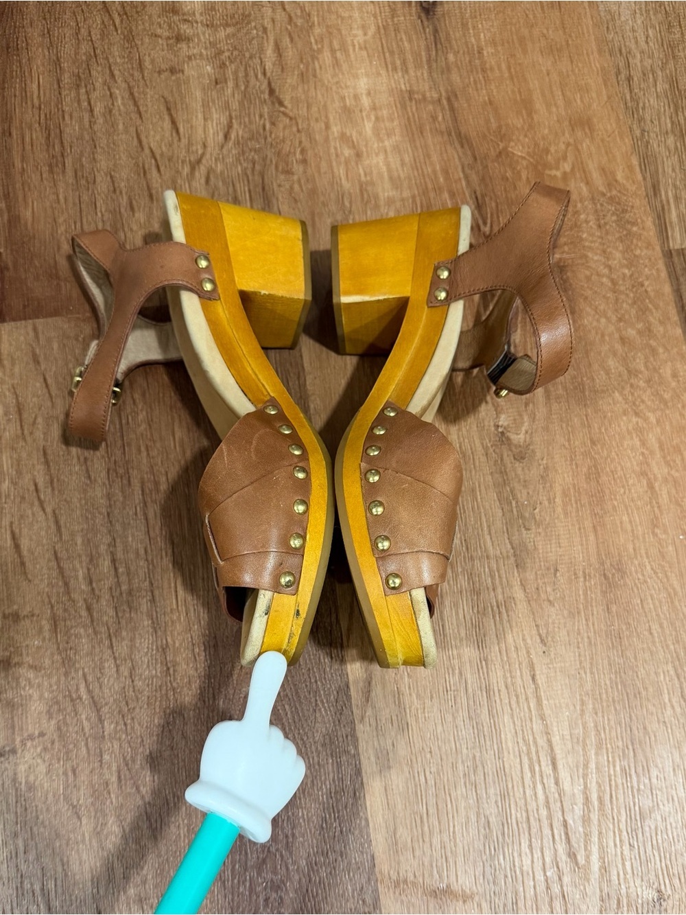 UGG Women’s Size 9 Brown Leather Janie Ankle Strap Platform Sandals - Picture 7 of 9